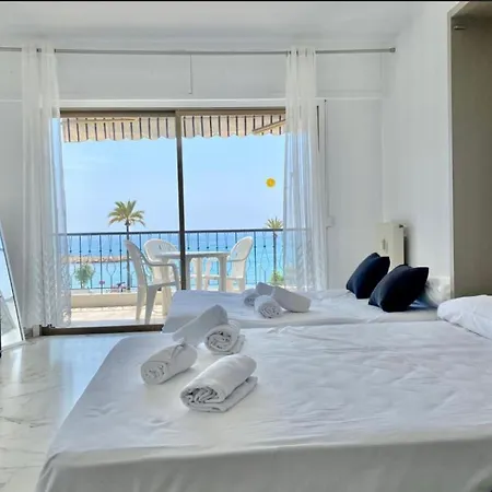 Chouette Balcon Sur La * Menton